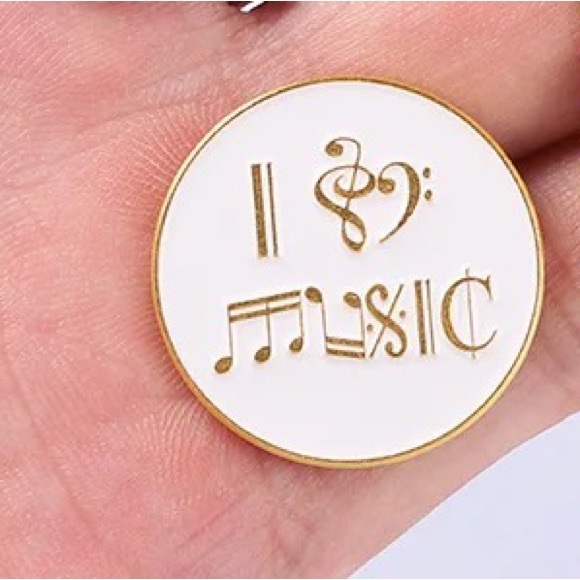 1 LEFT‼️ I Love Music Brooch Musical Notes Heart Enamel Gold Metal Musician Gift - Picture 4 of 7